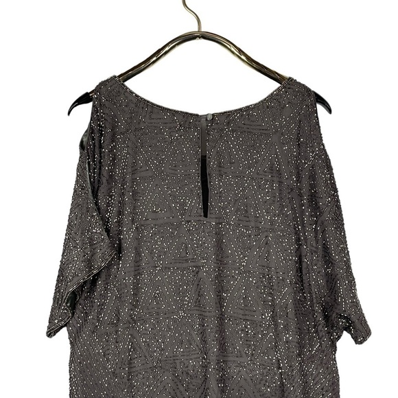 PISARRO NIGHTS BEADED SILK COLD SHOULDER GRAY SILVER COCKTAIL PARTY DRESS - Picture 7 of 14